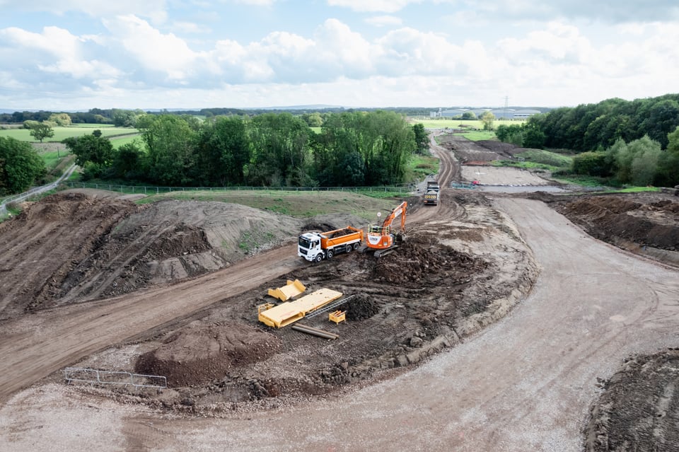 muck away site with NWTH tippers